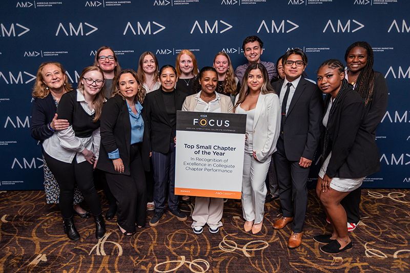 Members of the American Marketing Association Washington College Chapter with their Top Small Chapter recognition. Photo credit: AMA ICC 2023 - Mark Campbell Productions