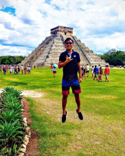 Steven Li ’17, a business management major, has visited four continents.