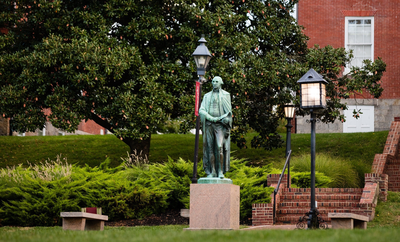 George Washington statue on the Washington College campus