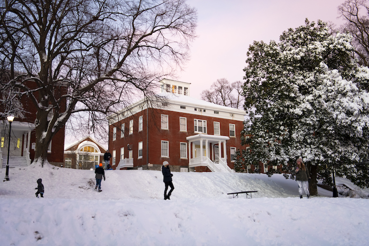 Washington College campus hill in the snow.