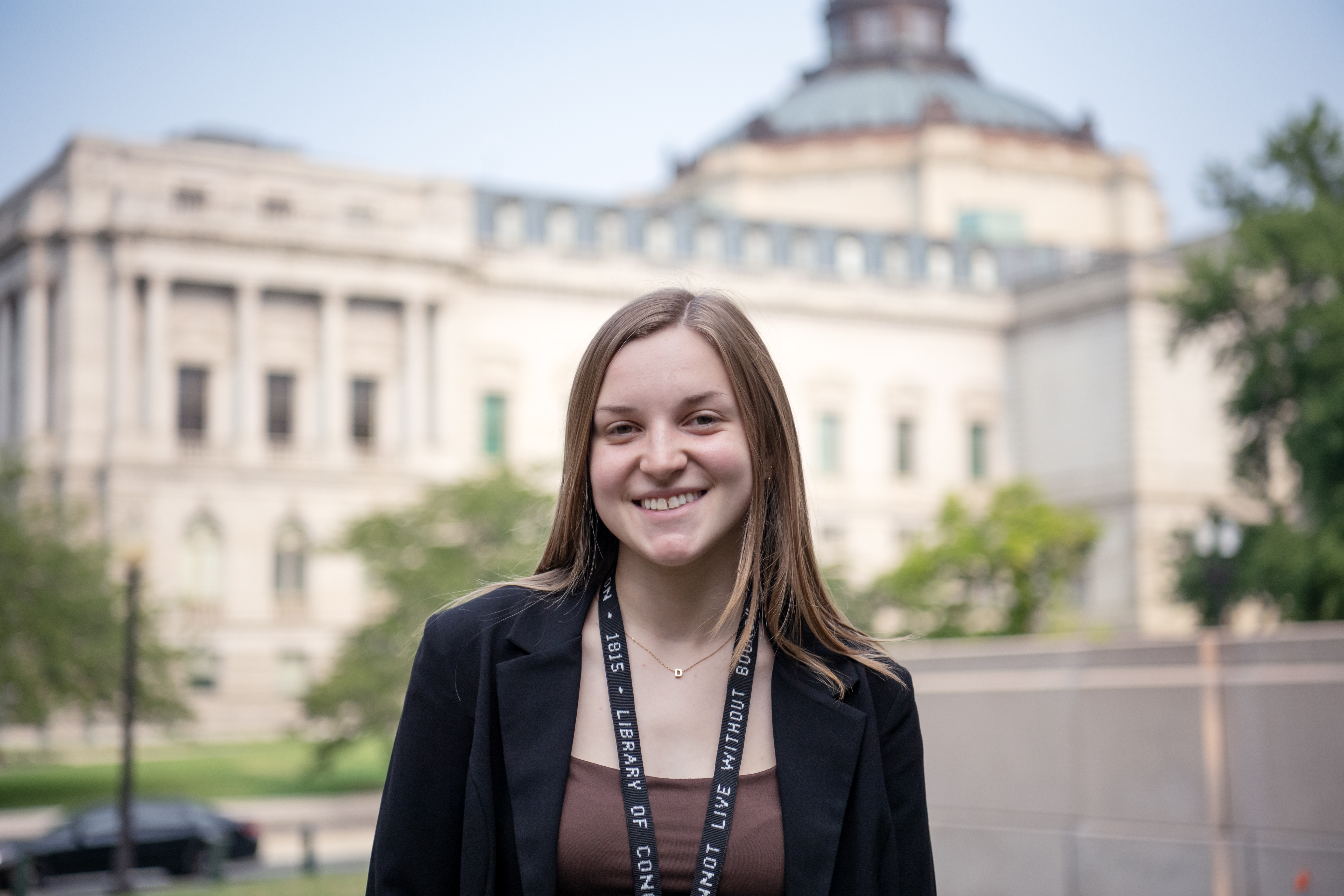 Washington College student outside the Library of Congress. 