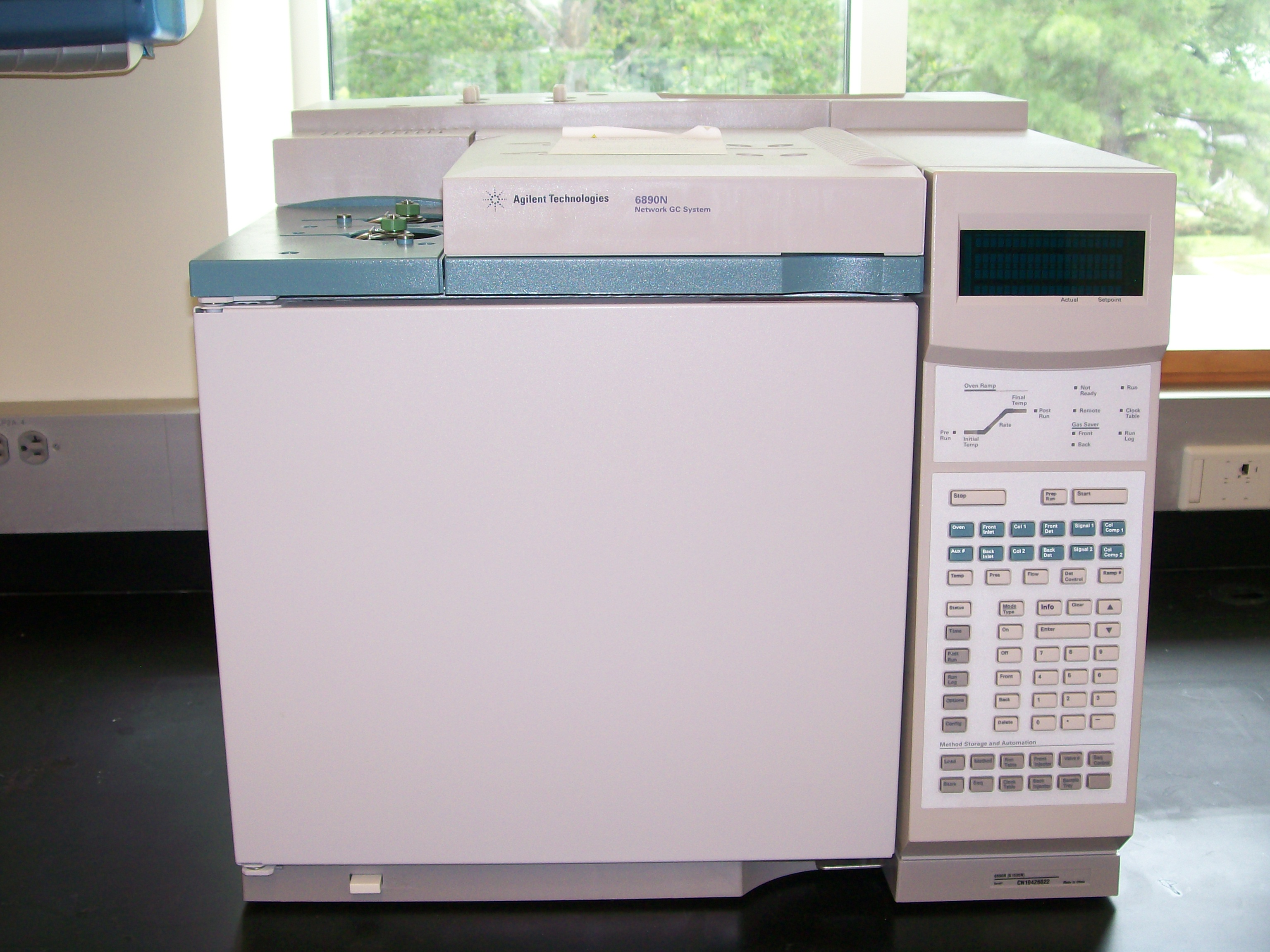 Gas Chromatograph