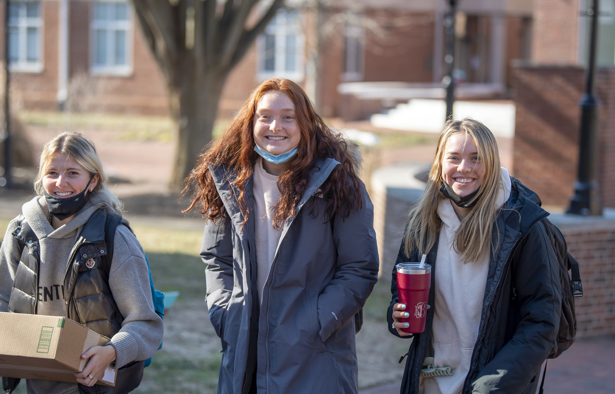 Students walk together across campus